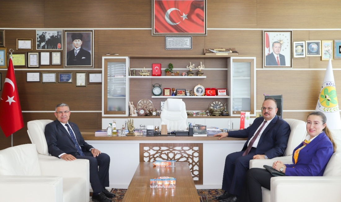 Başkan Güler, Vali Canbolat ile ilçede devam eden yatırımları gezdi Köşk Belediye Başkanı Nuri Güler, kendisine iade-i ziyarette bulunan Aydın