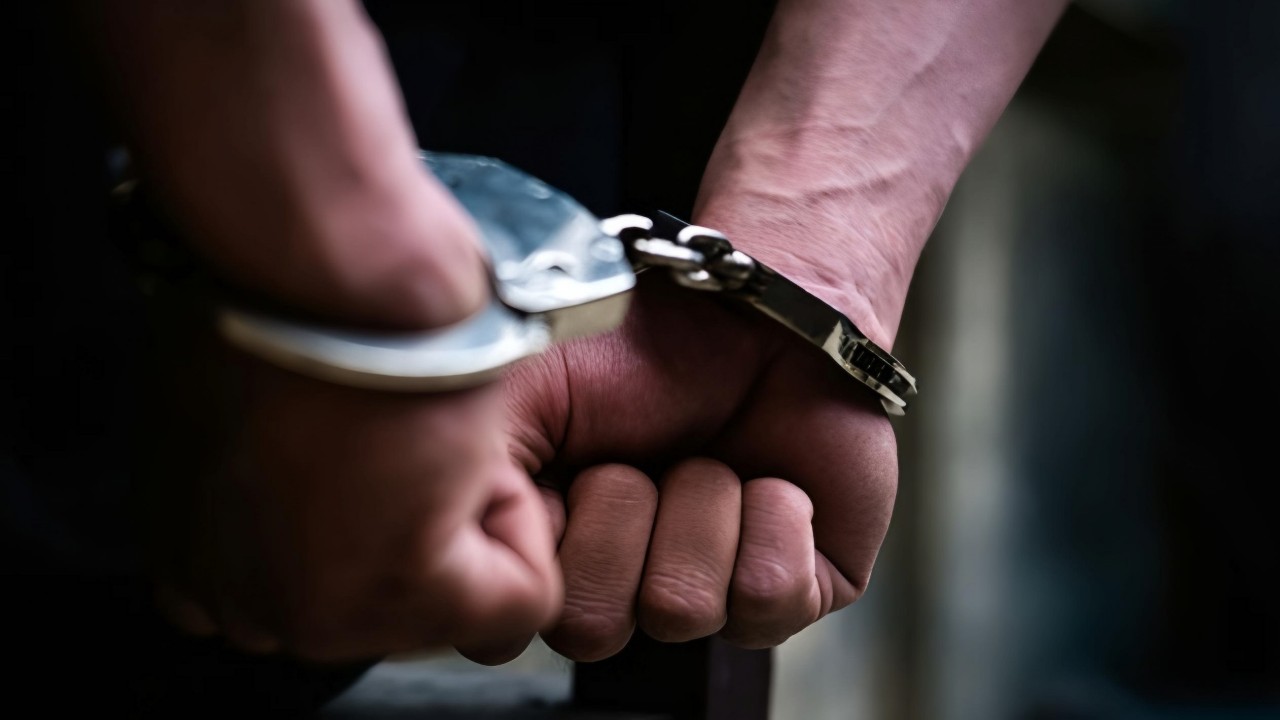 Köşk'te uyuşturucu ticareti suçundan 13 yıl hapis cezası bulunan G.