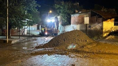 Sağanak yağışlar sonrasında Köşk Belediye Başkanı Nuri Güler'in talimatıyla harekete