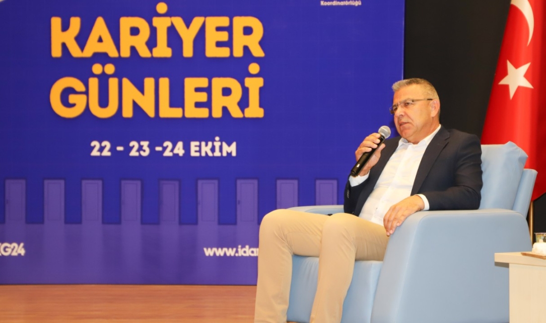Köşk Belediye Başkanı Nuri Güler, Adnan Menderes Üniversitesi tarafından düzenlenen