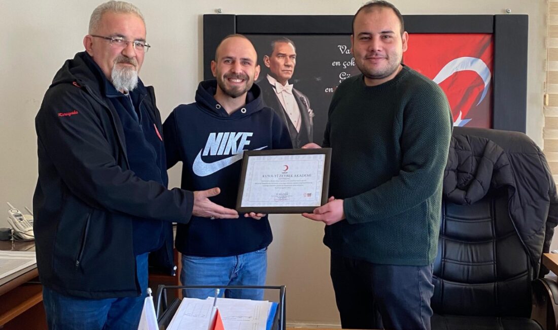 Köşk 100. Yıl Ortaokulu tarafından düzenlenen 'Aydın sana kanım feda'