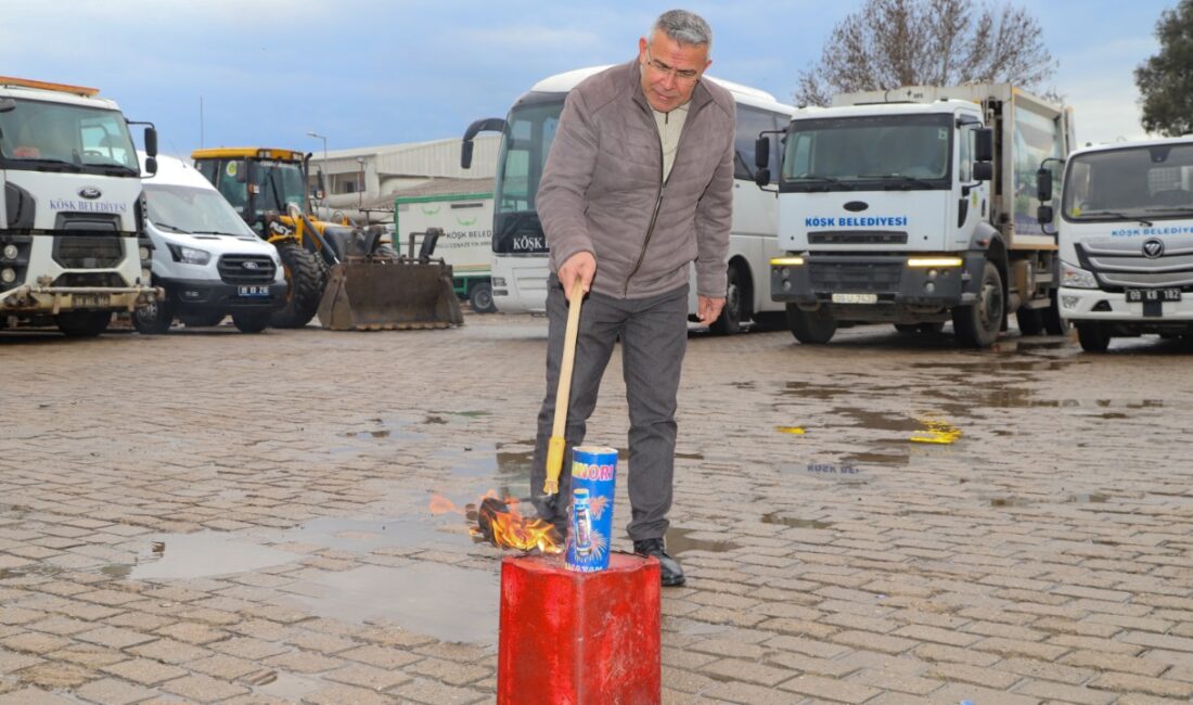 Köşk’te ilk ramazan topunu Başkan Güler ateşledi Köşk'te ramazan topu geleneği bu senede yaşatılmaya devam ederken, ilk