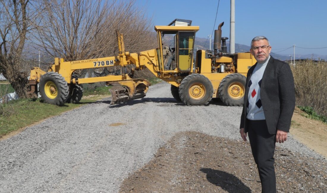 Köşk’te çiftçilere ulaşım kolaylığı: Arazi yolları yenilendi Köşk Belediye Başkanı Nuri Güler, ilçedeki çiftçilerin tarım arazilerine daha
