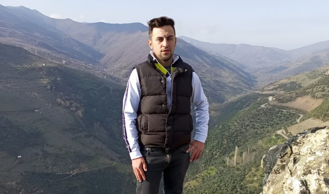 Köşk’te korkunç olay; genç adam tüfekle kendini vurdu Olay bugün akşam saat 22:00 sıralarında Akçaköy Mahallesinde meydana geldi.