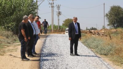 Köşk Belediyesi ekipleri, Serdaroğlu Mahallesinde sathi asfalt kaplama çalışması gerçekleştirdi.