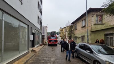 Köşk'te cinnet getiren ve bıçakla annesini rehin alan genç, İlçe