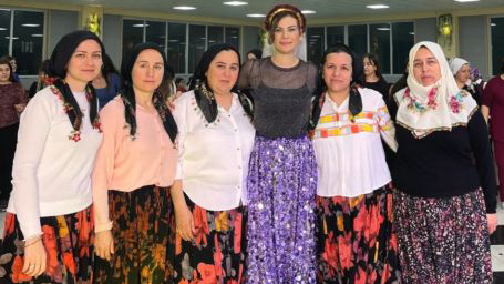 Köşk’te düzenlenen Şalvar Gecesi’ne yoğun ilgi Köşk'te düzenlenen Şalvar Gecesi kadınlardan yoğun ilgi gördü. Gecede bir