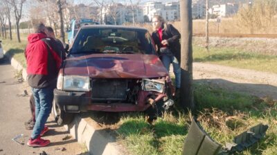 Kaza saat 13:30 sıralarında Denizli - Aydın Karayolunda meydana geldi.