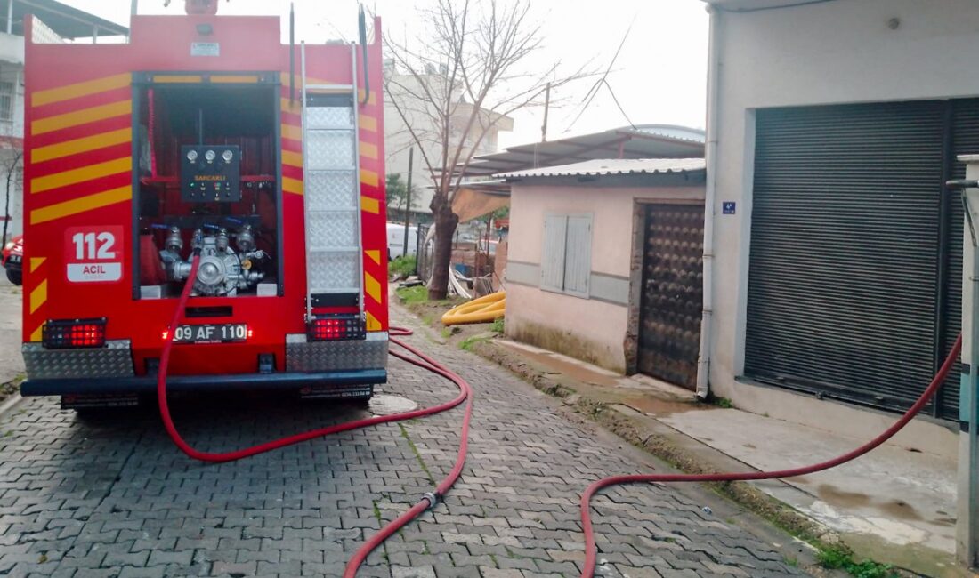 Çarşı Mahallesi, Tarih Sokak’ta sabah saat 07.45 sıralarında 3 katlı