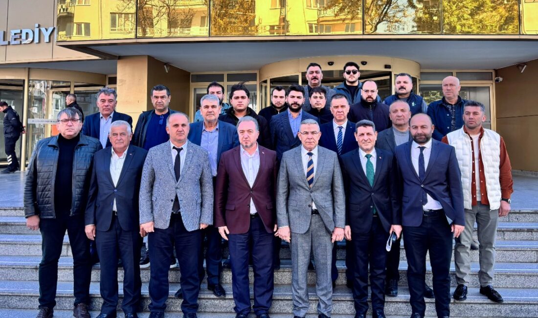 Meclis  Toplantısı’nda yaşanan kredi krizinin ardından konuşan AK Parti Grup