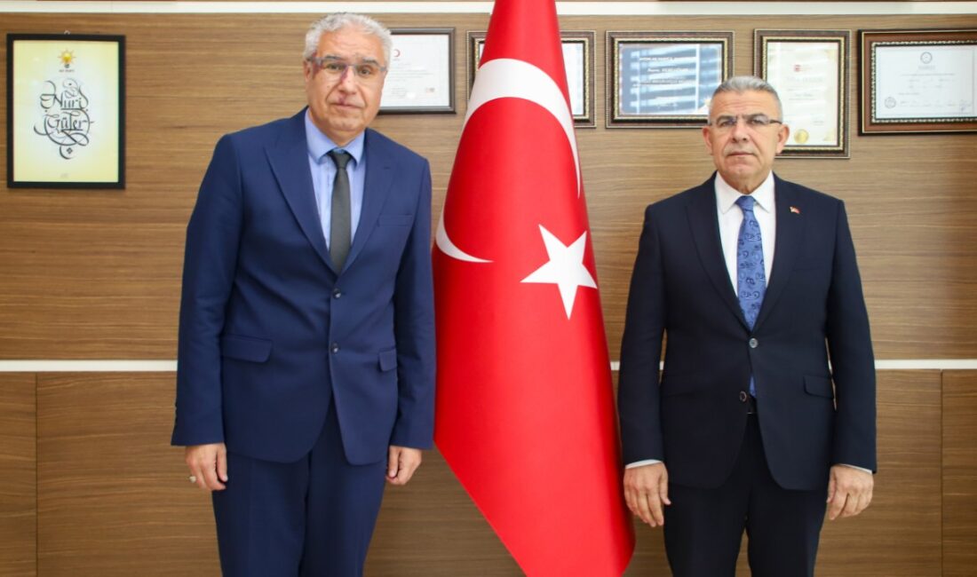 Köşk İlçe Milli Eğitim Müdürlüğü görevine atanarak mesaisine başlayan Aydın