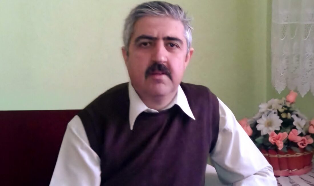 Uzundere Mahallesi’nde uzun yıllardır kahvehane işleten ve mahalle sakinleri tarafından