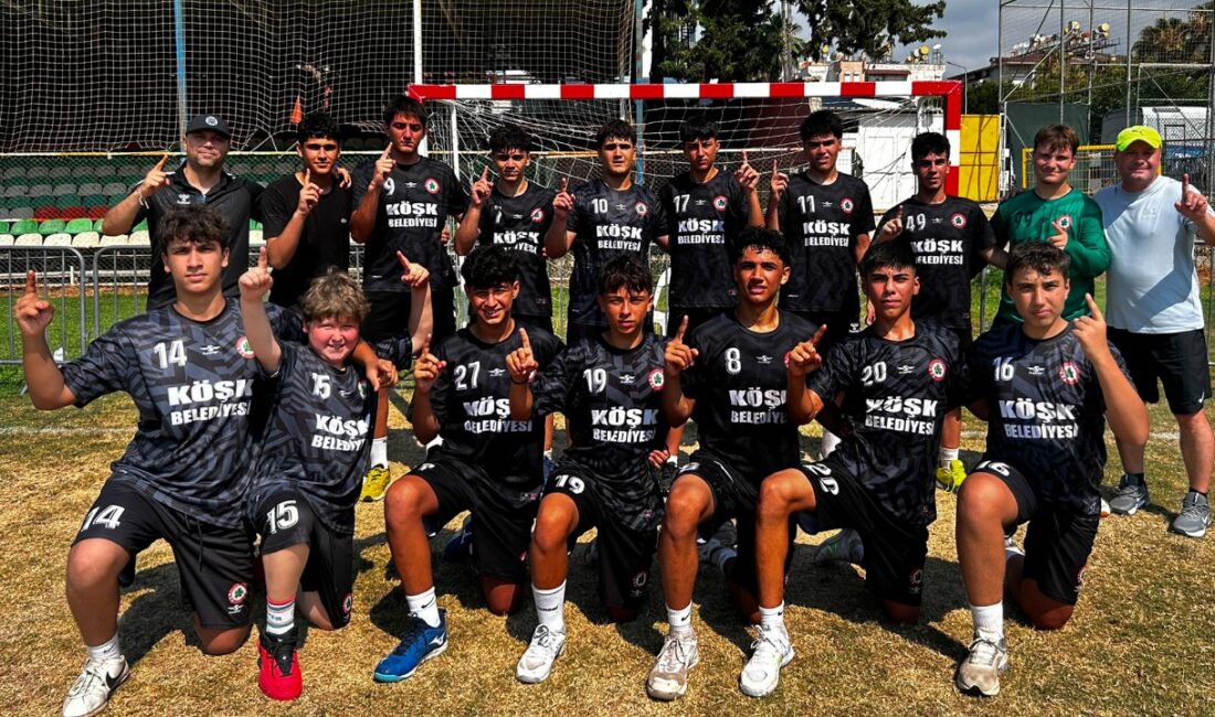 Köşk Belediye Doğanspor Hentbol Takımı, Antalya'da düzenlenen Küçük Erkkekler Türkiye