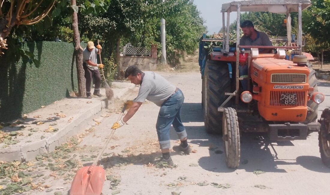 Köşk’te yeşil alanların bakımı sürüyor Köşk Belediyesi Temizlik İşleri ekipleri, ilçe genelindeki park, bahçe ve