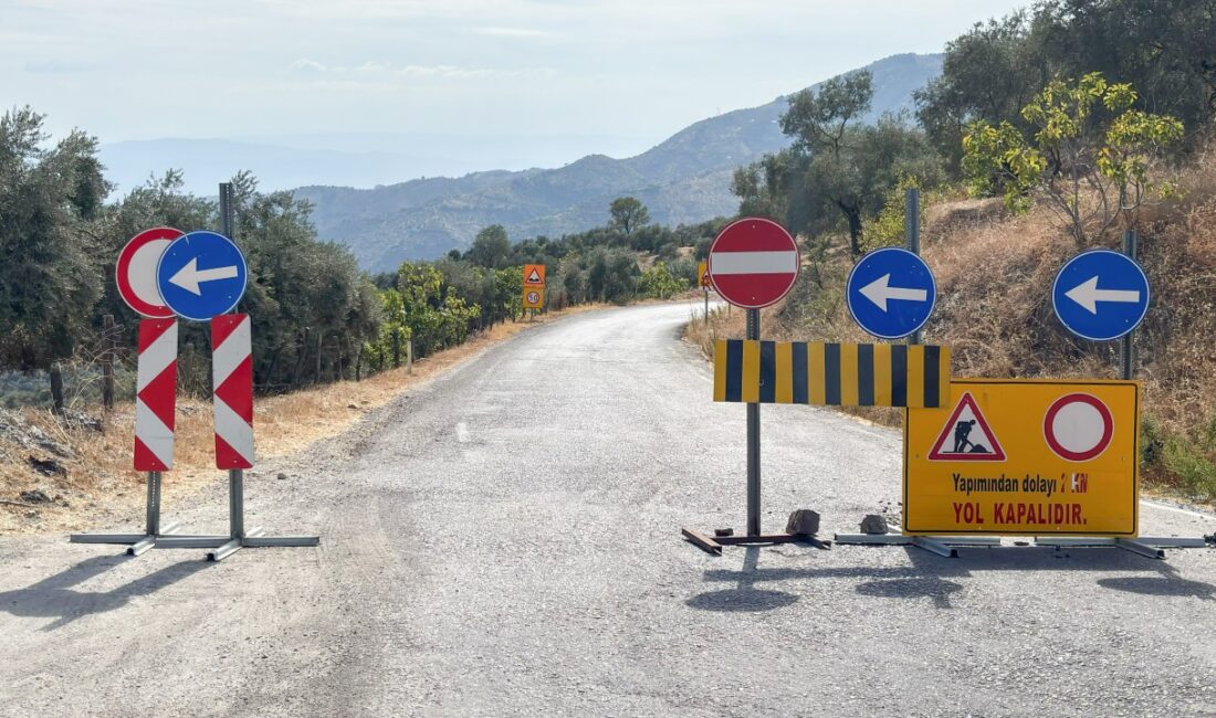 Akçaköy-Koçak yolu 5 gün süreyle ulaşıma kapatıldı Köşk'te Akçaköy ile Koçak mahalleleri arasındaki yol, yol yapım çalışmaları