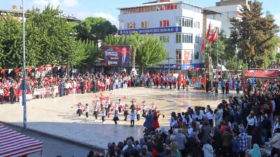 Köşk'te, 29 Ekim Cumhuriyet Bayramı’nın 103. yıl dönümü düzenlenen törenle