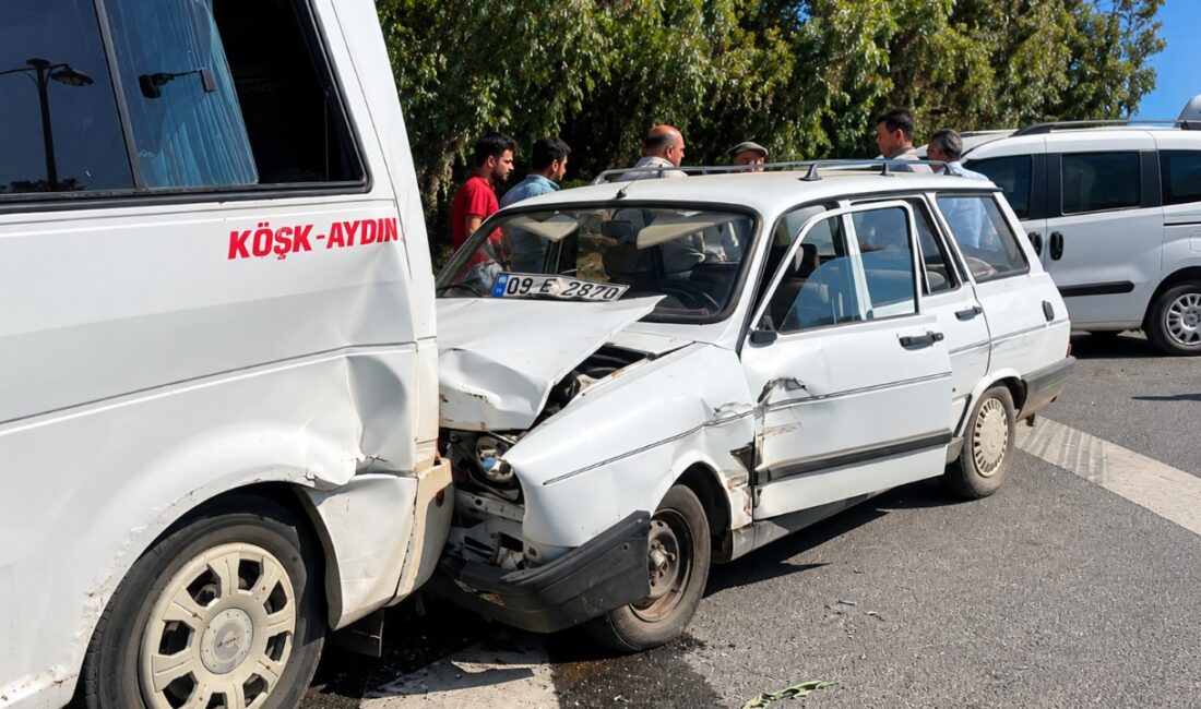 Köşk’te otomobil ile yolcu minibüsü çarpıştı Köşk’te yolcu minibüsü ile bir otomobilin karıştığı trafik kazasında araçlarda